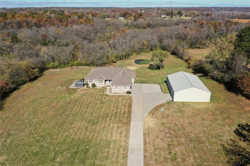 13450 Murkins Rd, Kansas City, MO 64133