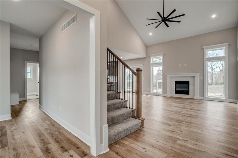 7808 N Spruce Ave, Kansas City, MO 64119