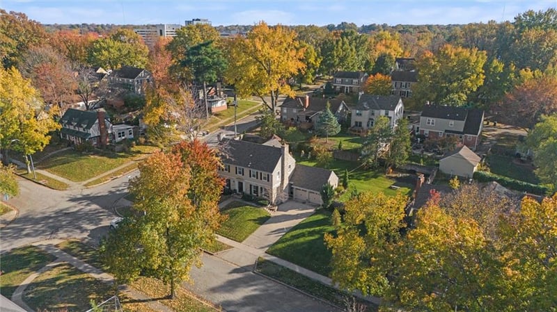 439 E 64th Ter, Kansas City, MO 64131