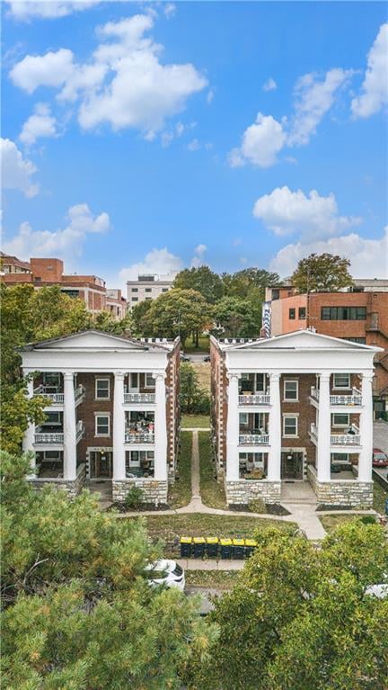 3516-20 Central St, Kansas City, MO 64111