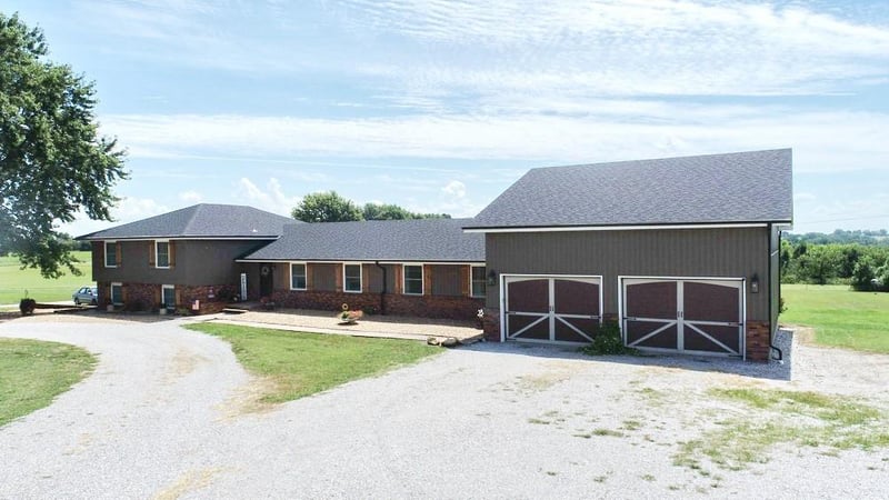 4480 E 360 Rd, El Dorado Springs, MO 64744
