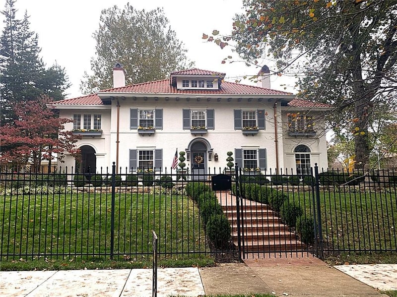 800 W 58th St, Kansas City, MO 64113