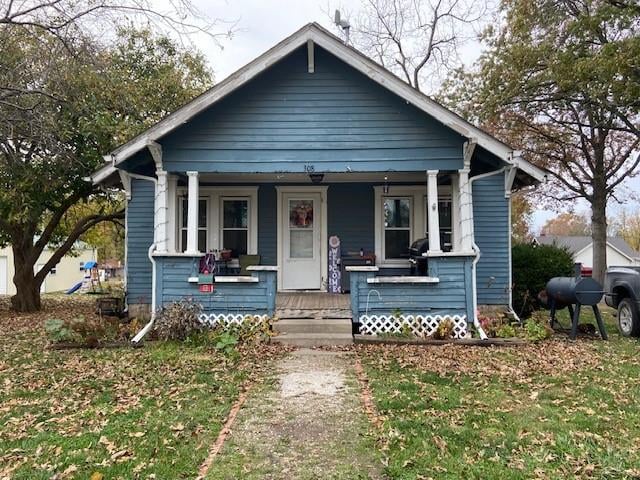 308 N 2nd St, Gower, MO 64454