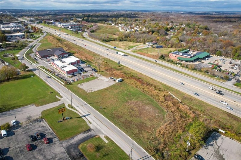 2401 South Outer Rd, Blue Springs, MO 64015