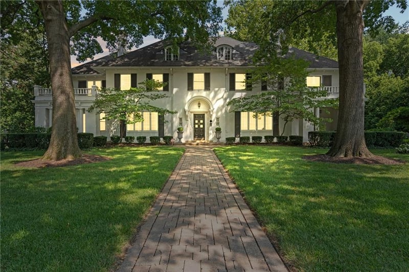 1208 W 59th St, Kansas City, MO 64113