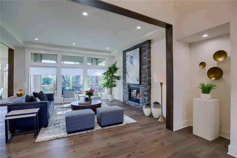4409 W 157th St, Overland Park, KS 66224