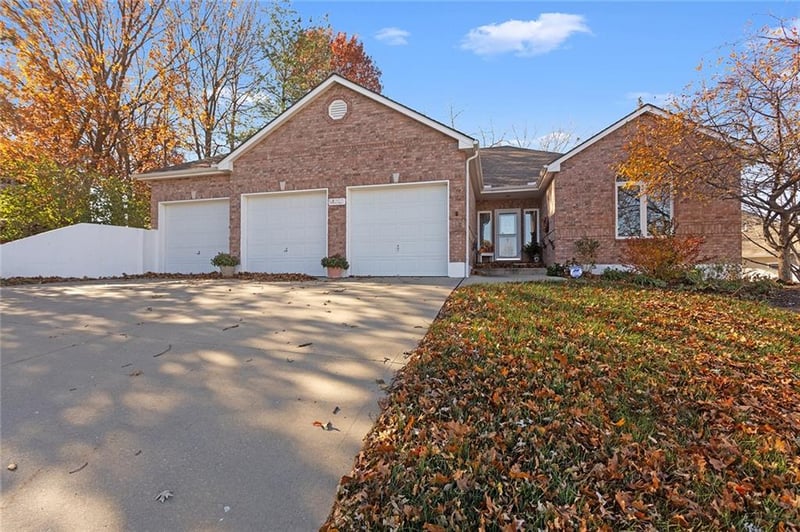 14327 E 96th St, Kansas City, MO 64138