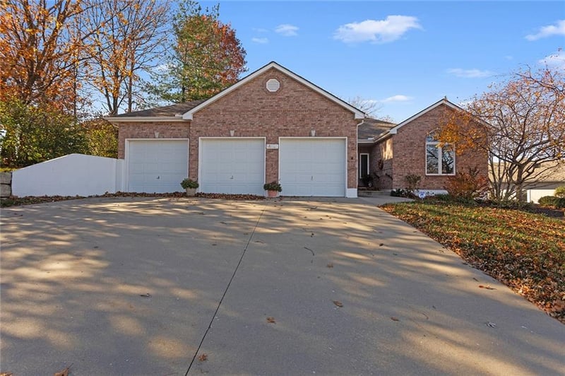 14327 E 96th St, Kansas City, MO 64138