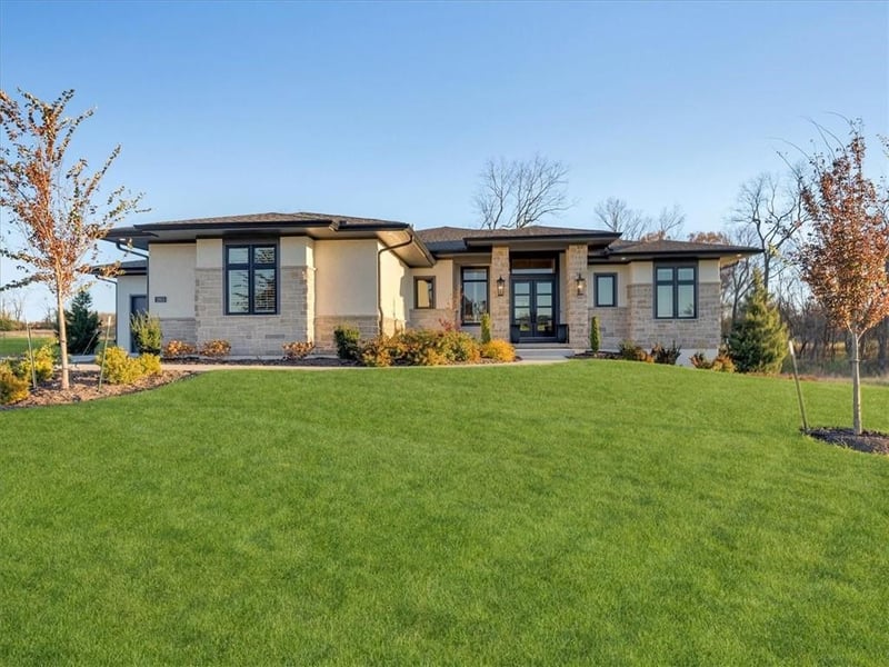 2813 W 176th St, Overland Park, KS 66085