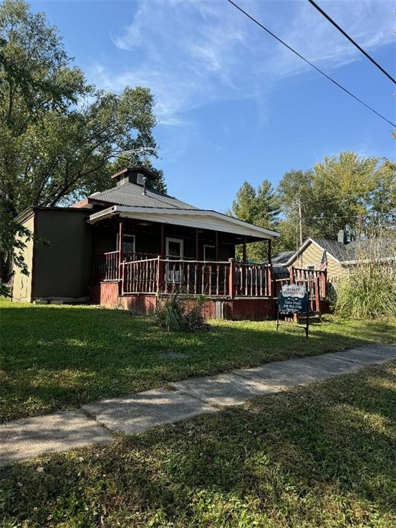 503 N 1st St, Clarksdale, MO 64430