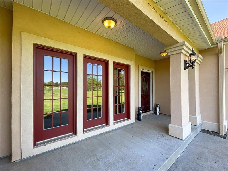 30815 Lone Star Rd, Sedalia, MO 65301