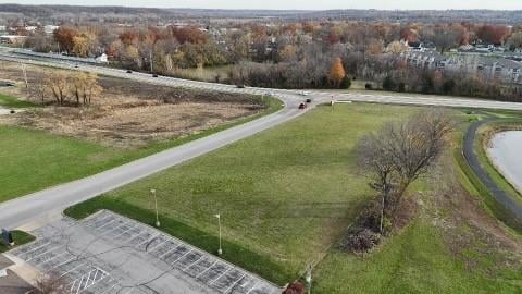 2 Ooida Dr, Grain Valley, MO 64029