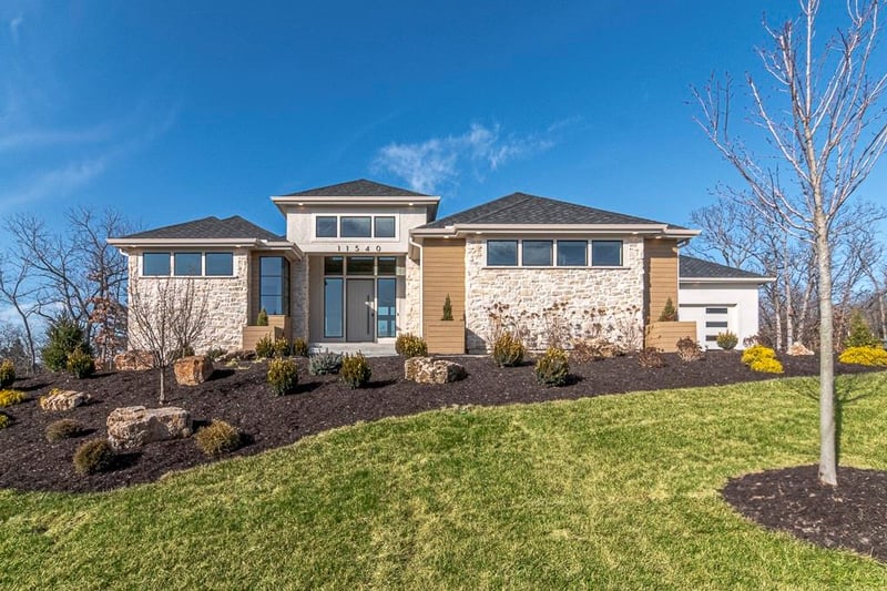 11540 Deer Ridge Dr, Olathe, KS 66061