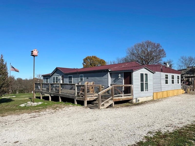 13295 S 825 Rd, Stockton, MO 65785