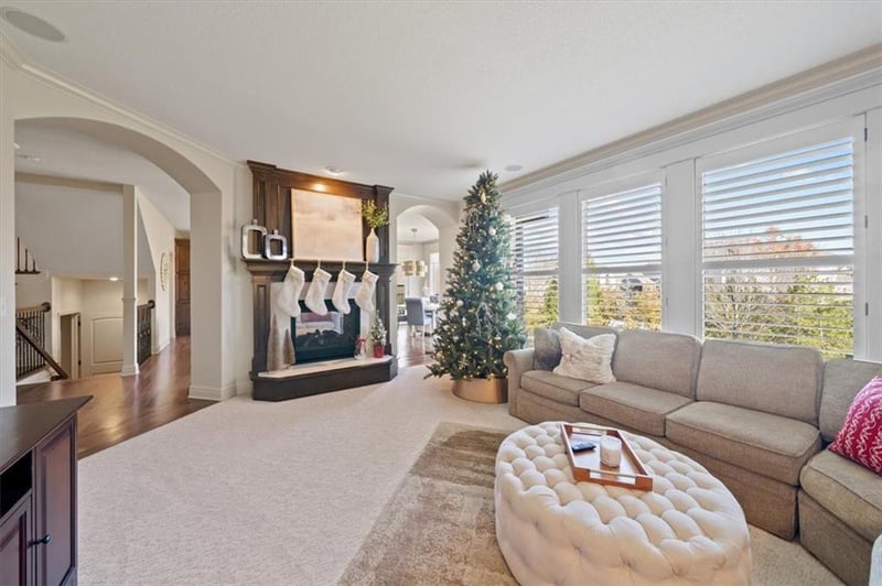 15533 England St, Overland Park, KS 66221