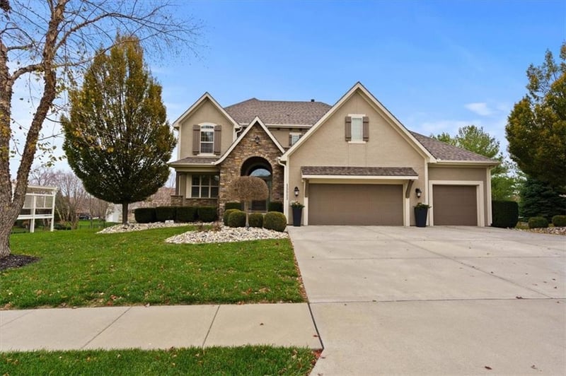 15533 England St, Overland Park, KS 66221
