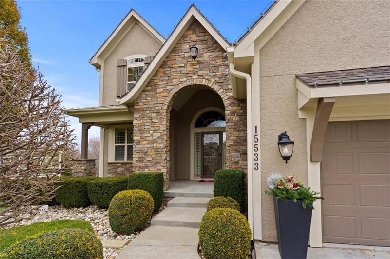 15533 England St, Overland Park, KS 66221