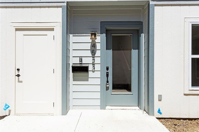 4521 Forest Ave #B, Kansas City, MO 64110