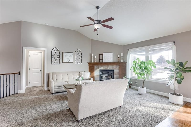 1630 NE 124th Ter, Kansas City, MO 64165