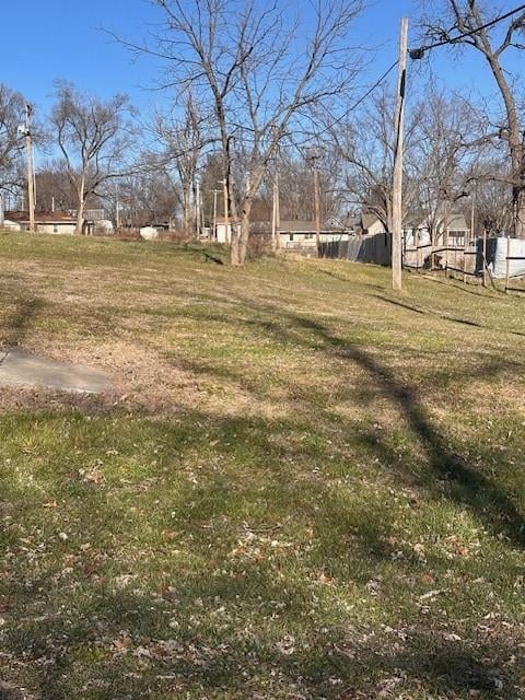 Elm St, Clarksdale, MO 64430