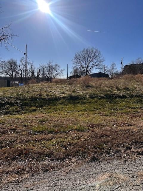 Elm St, Clarksdale, MO 64430