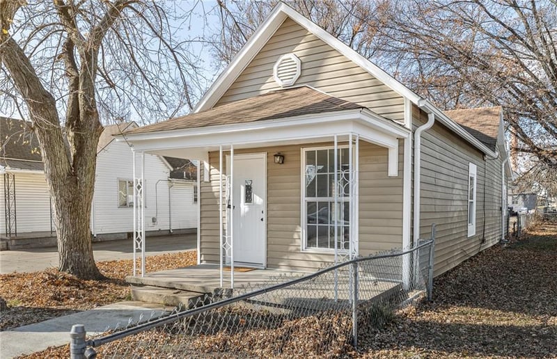 127 NE Lime St, Topeka, KS 66616