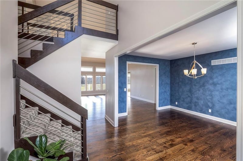 9825 NE 116th St, Kansas City, MO 64157