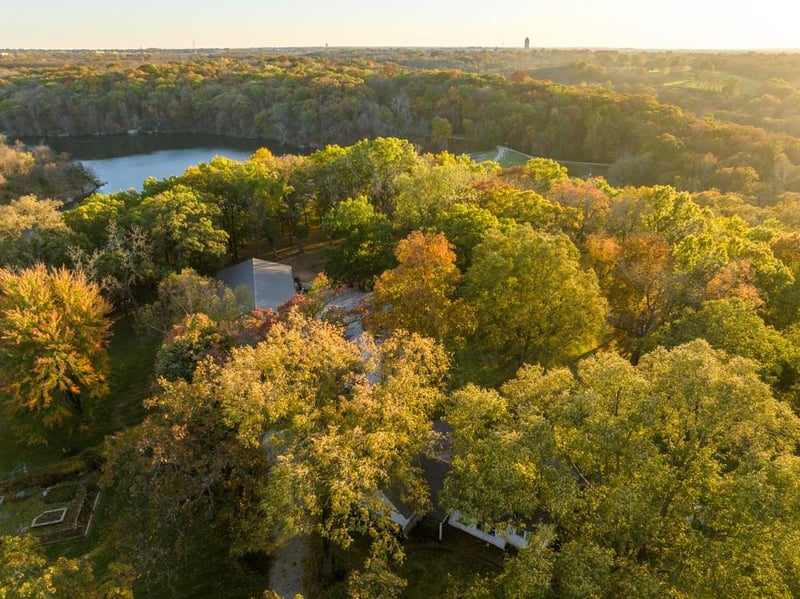 8700 Trail Ridge St, Kansas City, MO 64139