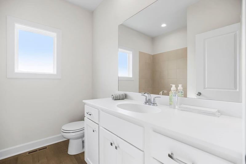 4102 158th Ter, Overland Park, KS 66224