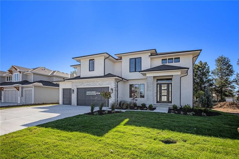 12405 184th St, Overland Park, KS 66013