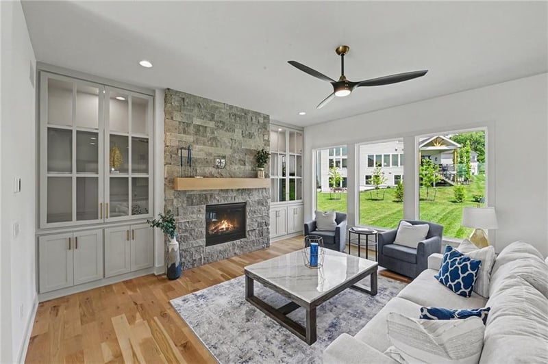 17021 King St, Overland Park, KS 66221
