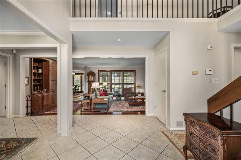 4106 W 102 St, Overland Park, KS 66207