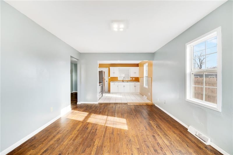 839 S 9th St, Kansas City, KS 66105