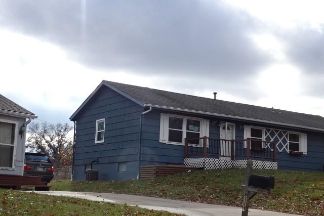8121 Ella Ave, Kansas City, KS 66112