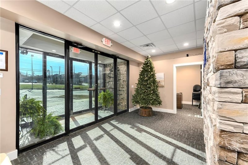 3400 E Red Bridge Rd, Kansas City, MO 64137
