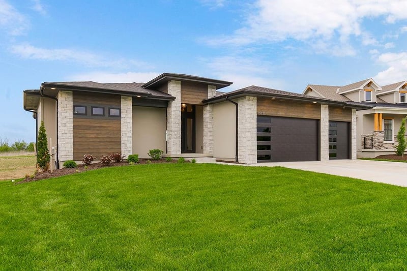 16781 Fellows St, Olathe, KS 66062