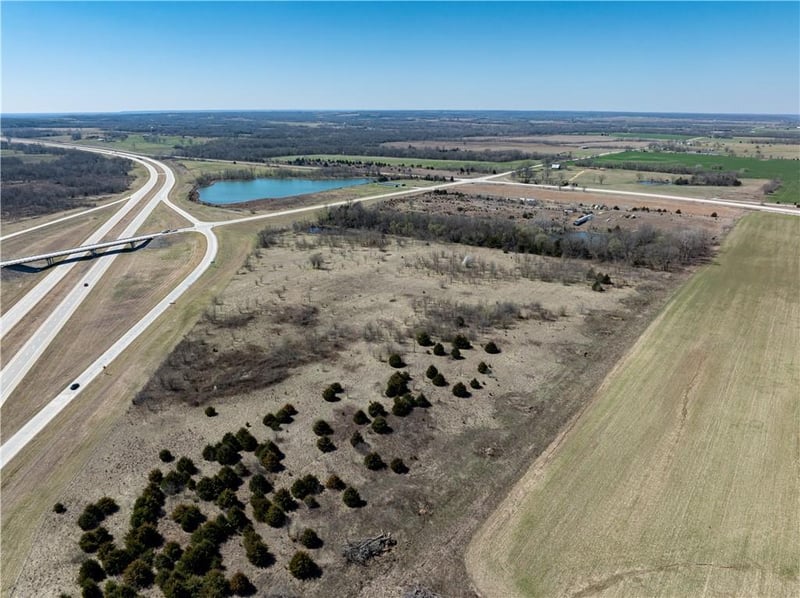 21082 Ks 52 Hw, Pleasanton, KS 66075