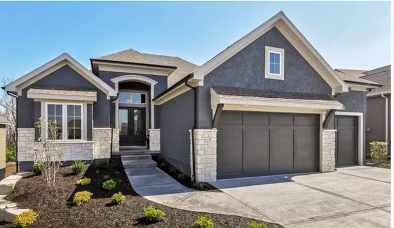 3357 133rd Ter, Leawood, KS 66209