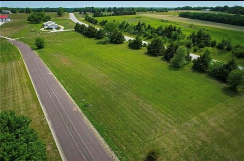908 Captain Merriman N/A, Freeman, MO 64746