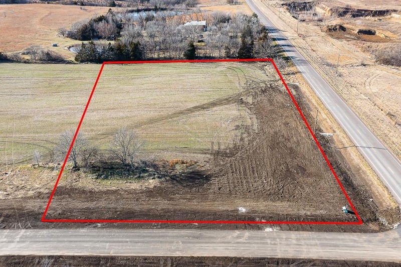 Lot 1 235th St, Tonganoxie, KS 66086