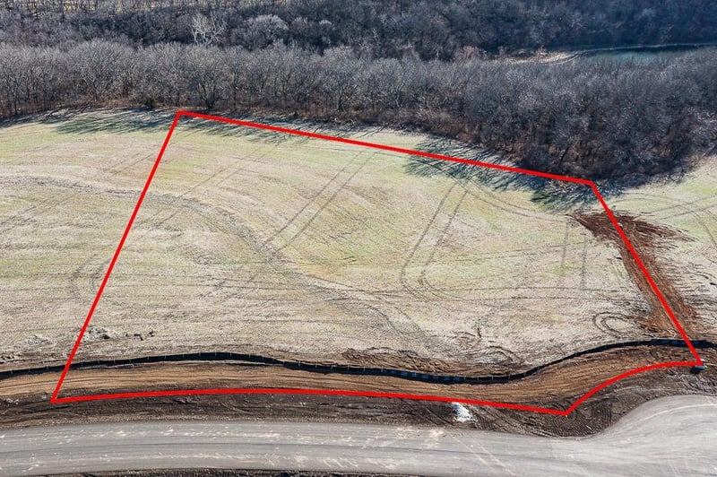 Lot 19 235th St, Tonganoxie, KS 66086