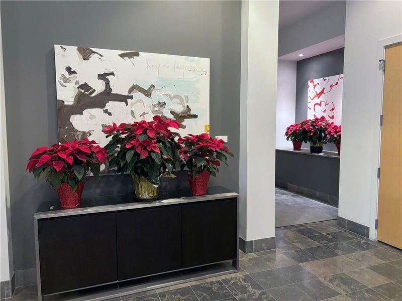 4646 Broadway Blvd #5S, Kansas City, MO 64112