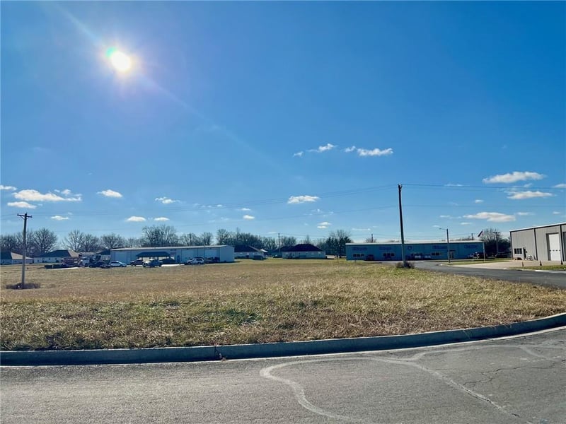 Lot 6 Park Ln, Odessa, MO 64076