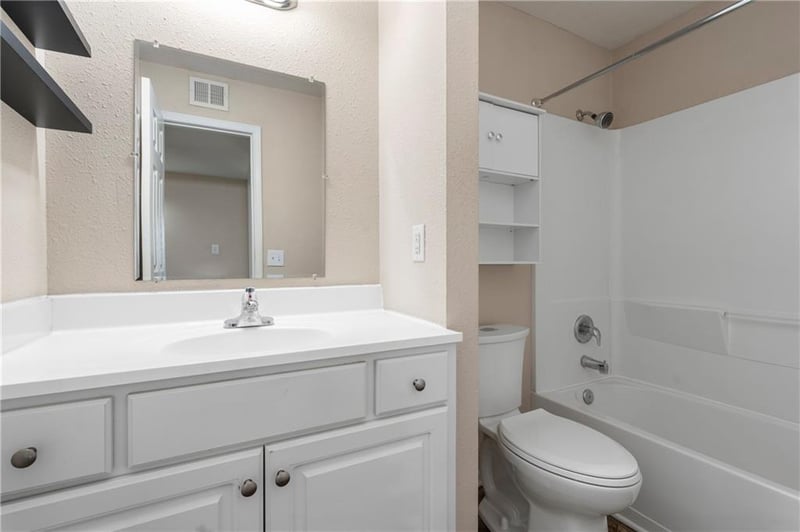 4201 S Minnie St, Kansas City, KS 66103