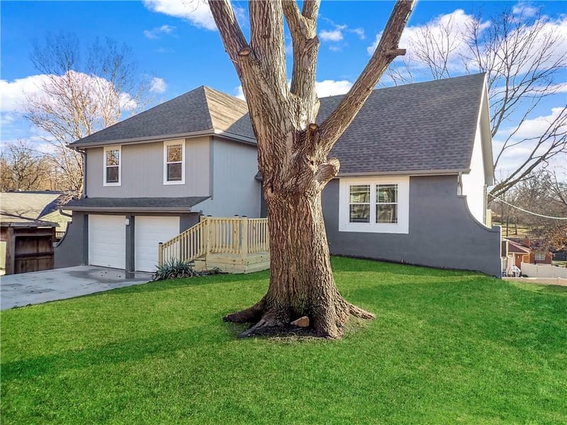 8707 E 57th Ter, Kansas City, MO 64129