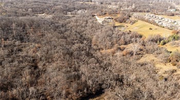 6405 Daggett Rd, Kansas City, MO 64152