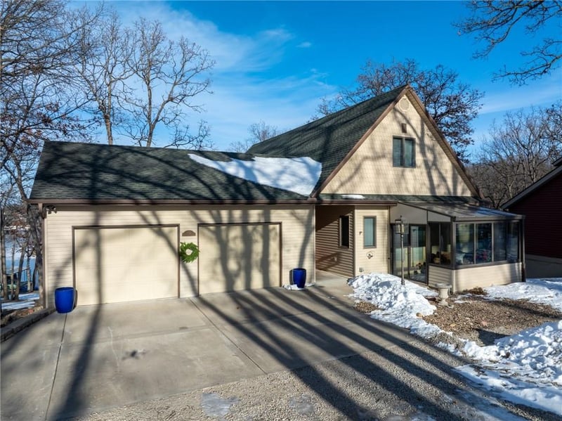 104 Crappie Point, Gallatin, MO 64640