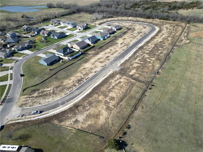 Lot 6 Block 3 Bluestem Cir, Baldwin City, KS 66006