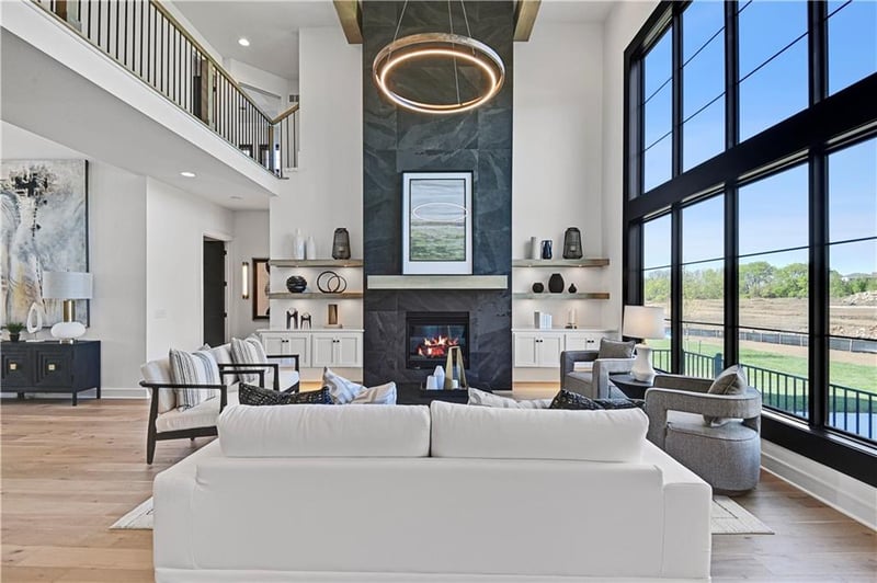 16900 Parkhill St, Overland Park, KS 66221