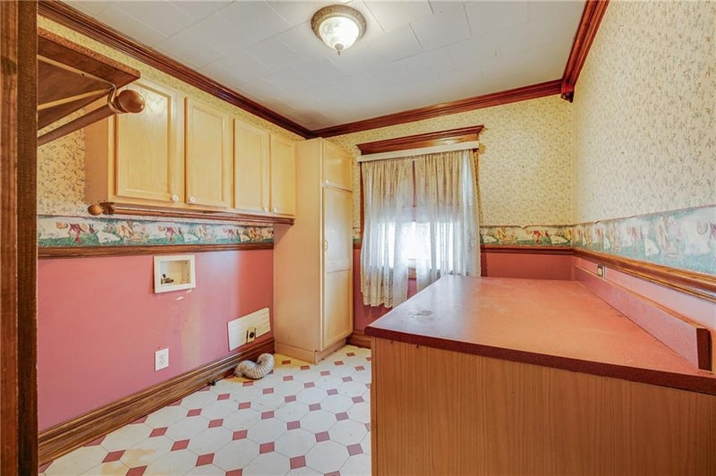 8406 Independence Ave, Kansas City, MO 64125